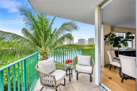 Condo in Aventura, Florida, 2 bedrooms  № 2179978 - photo 6