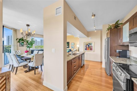 Condo in Aventura, Florida, 2 bedrooms  № 2179978 - photo 8