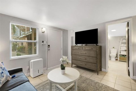 Casa en venta en Clearwater, Florida, 3 dormitorios, 157.66 m2 № 2144182 - foto 18