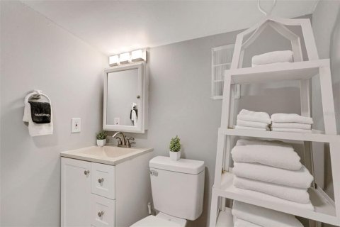 Casa en venta en Clearwater, Florida, 3 dormitorios, 157.66 m2 № 2144182 - foto 13
