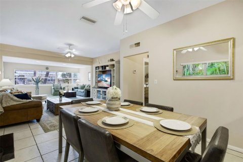 Casa en venta en Clearwater, Florida, 3 dormitorios, 157.66 m2 № 2144182 - foto 3