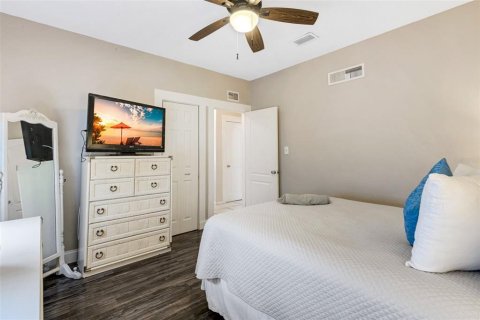 Casa en venta en Clearwater, Florida, 3 dormitorios, 157.66 m2 № 2144182 - foto 7