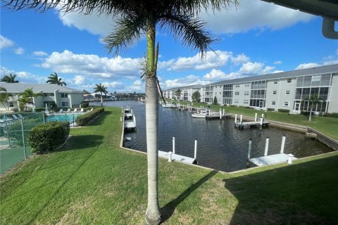 Condo in Punta Gorda, Florida, 2 bedrooms  № 1131866 - photo 11