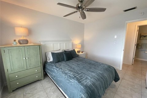 Condo in Punta Gorda, Florida, 2 bedrooms  № 1131866 - photo 16