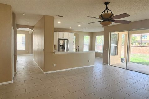 House in Orlando, Florida 4 bedrooms, 273.6 sq.m. № 2207861 - photo 15