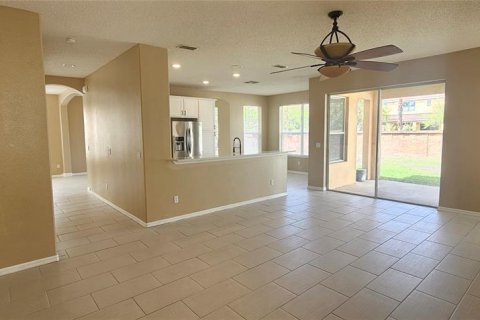 House in Orlando, Florida 4 bedrooms, 273.6 sq.m. № 2207861 - photo 13