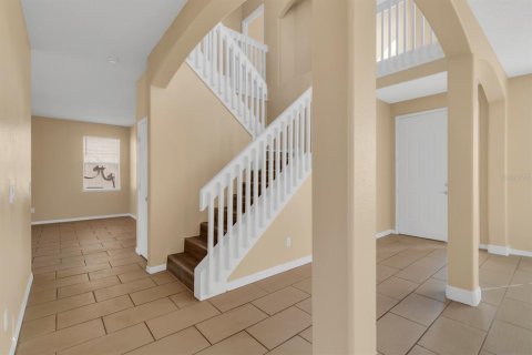 House in Orlando, Florida 4 bedrooms, 273.6 sq.m. № 2207861 - photo 7