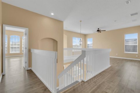 House in Orlando, Florida 4 bedrooms, 273.6 sq.m. № 2207861 - photo 24