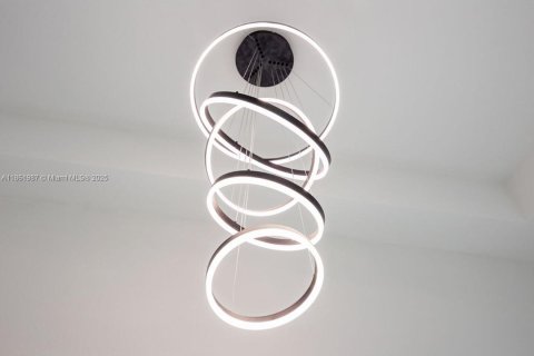 House in Lehigh Acres, Florida 4 bedrooms № 1958380 - photo 25