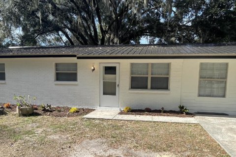 House in Lake City, Florida 3 bedrooms, 97.45 sq.m. № 808137 - photo 1