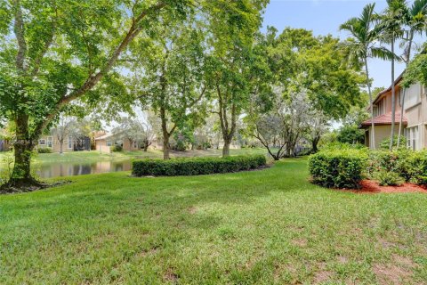 Touwnhouse à vendre à Coral Springs, Floride: 3 chambres, 188.5 m2 № 1896689 - photo 15