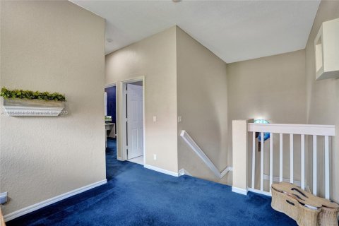 Touwnhouse à vendre à Coral Springs, Floride: 3 chambres, 188.5 m2 № 1896689 - photo 19