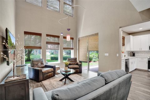 Touwnhouse à vendre à Coral Springs, Floride: 3 chambres, 188.5 m2 № 1896689 - photo 3