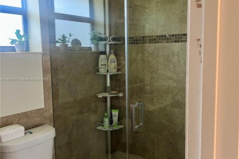 Купить кондоминиум в Коконат Крик, Флорида 2 спальни, 90.86м2, № 1979795 - фото 9