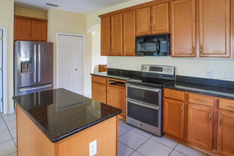 House in Bartow, Florida 5 bedrooms, 209.22 sq.m. № 1829975 - photo 10