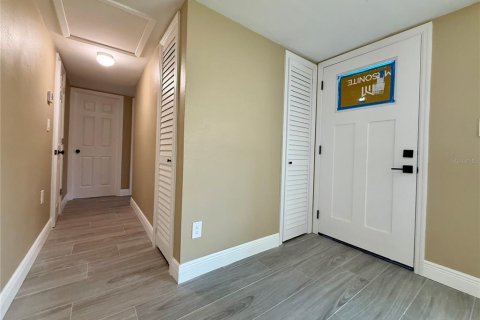 Casa en venta en Saint Pete Beach, Florida, 3 dormitorios, 117.61 m2 № 1754646 - foto 7