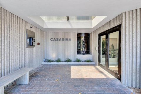 Copropriété à vendre à Sarasota, Floride: 2 chambres, 139.17 m2 № 1914090 - photo 2