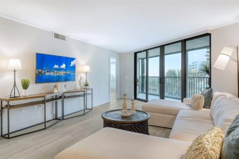 Copropriété à vendre à Sarasota, Floride: 2 chambres, 139.17 m2 № 1914090 - photo 18
