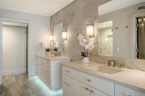 Copropriété à vendre à Sarasota, Floride: 2 chambres, 139.17 m2 № 1914090 - photo 26