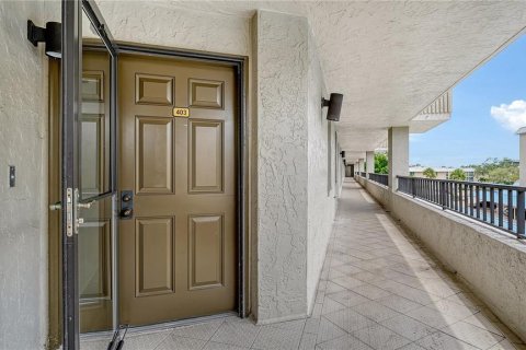 Copropriété à vendre à Sarasota, Floride: 2 chambres, 139.17 m2 № 1914090 - photo 6