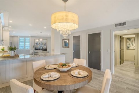 Copropriété à vendre à Sarasota, Floride: 2 chambres, 139.17 m2 № 1914090 - photo 17