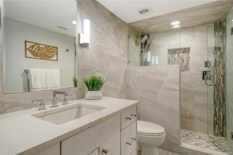 Copropriété à vendre à Sarasota, Floride: 2 chambres, 139.17 m2 № 1914090 - photo 30