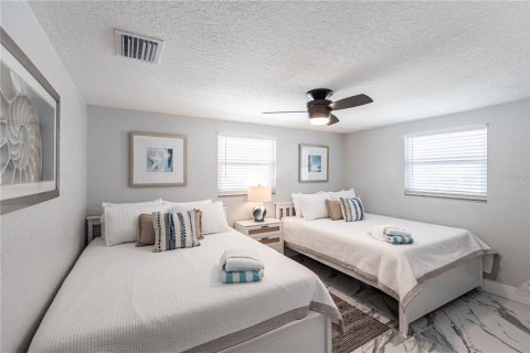 Villa ou maison à louer à Sarasota, Floride: 2 chambres, 77.67 m2 № 2125755 - photo 13