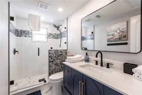 Villa ou maison à louer à Sarasota, Floride: 2 chambres, 77.67 m2 № 2125755 - photo 11