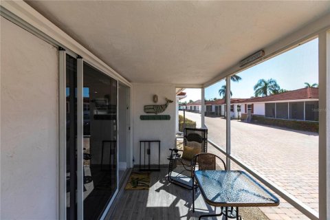 Villa ou maison à louer à Sarasota, Floride: 2 chambres, 77.67 m2 № 2125755 - photo 17