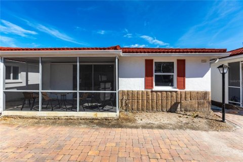 Villa ou maison à Sarasota, Floride 2 chambres, 77.67 m2 № 2125755