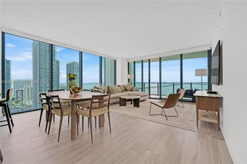 Condominio en alquiler en Miami, Florida, 2 dormitorios, 121.79 m2 № 2060787 - foto 6