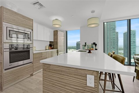 Condo à Miami, Floride, 2 chambres  № 2060787