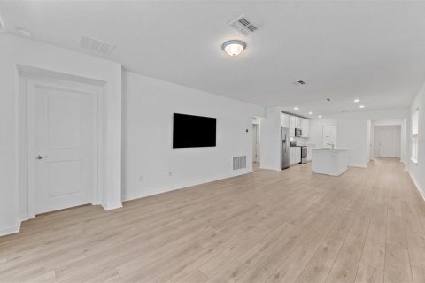 Купить виллу или дом в Спринг-Хилл, Флорида 7 комнат, 158.58м2, № 2200653 - фото 4
