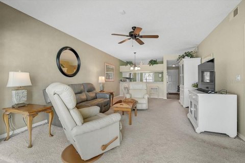 Condo in Bradenton, Florida, 2 bedrooms  № 2195595 - photo 13