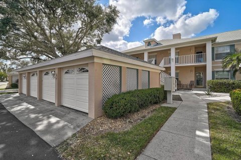 Condo in Bradenton, Florida, 2 bedrooms  № 2195595 - photo 2