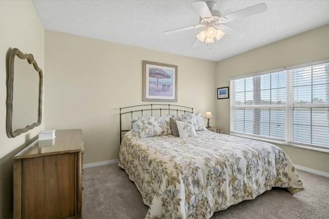 Condo in Bradenton, Florida, 2 bedrooms  № 2195595 - photo 15