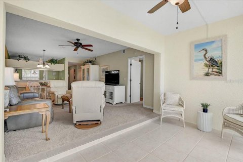 Condo in Bradenton, Florida, 2 bedrooms  № 2195595 - photo 21