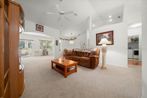Villa ou maison à vendre à Dunnellon, Floride: 3 chambres, 188.31 m2 № 2129192 - photo 7