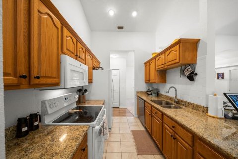 Villa ou maison à vendre à Dunnellon, Floride: 3 chambres, 188.31 m2 № 2129192 - photo 16