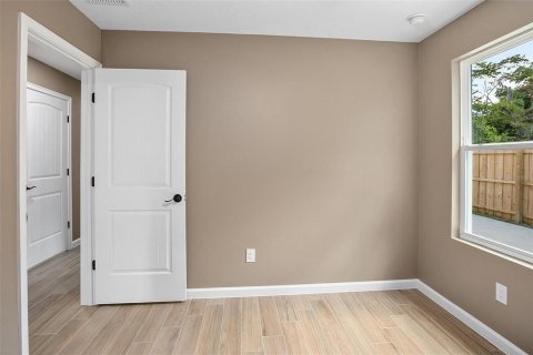House in DeLand, Florida 3 bedrooms, 111.48 sq.m. № 1793898 - photo 7