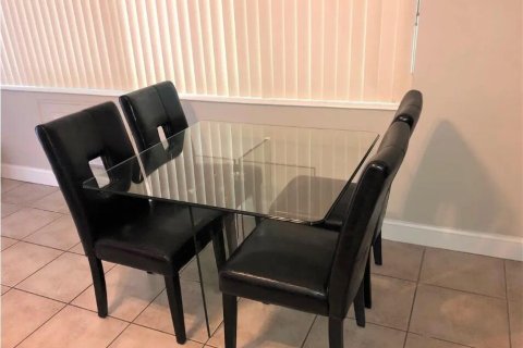 Appartement à louer à Lauderdale-by-the-Sea, Floride: 3 chambres, 223.15 m2 № 2278964 - photo 5