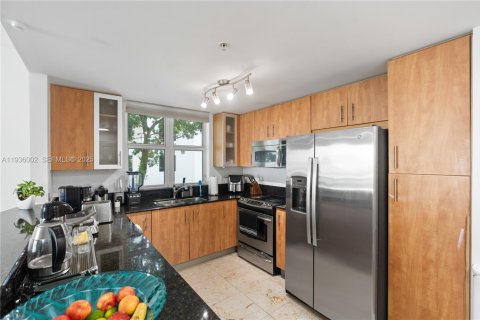 Condominio en venta en North Bay Village, Florida, 3 dormitorios, 124.12 m2 № 1994439 - foto 24