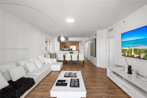 Condominio en venta en North Bay Village, Florida, 3 dormitorios, 124.12 m2 № 1994439 - foto 18