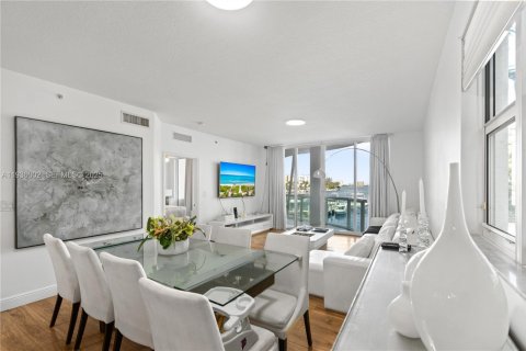 Condominio en venta en North Bay Village, Florida, 3 dormitorios, 124.12 m2 № 1994439 - foto 10