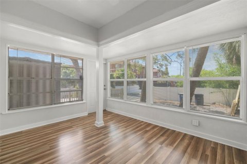 Apartamento en alquiler en Clearwater, Florida, 2 dormitorios, 74.14 m2 № 1743509 - foto 6