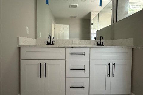 Villa ou maison à vendre à Summerfield, Floride: 3 chambres, 147.62 m2 № 1774688 - photo 5