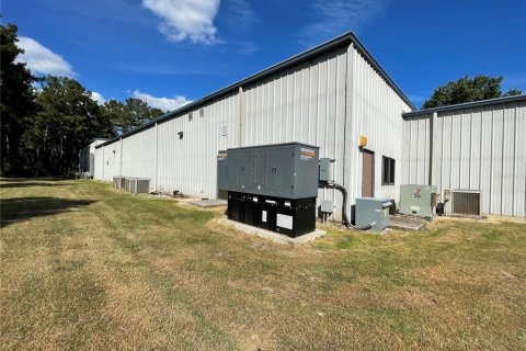 Immobilier commercial à louer à Gainesville, Floride: 3994.8 m2 № 2148466 - photo 2