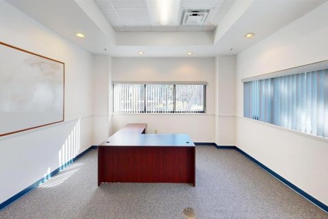 Immobilier commercial à louer à Gainesville, Floride: 3994.8 m2 № 2148466 - photo 24