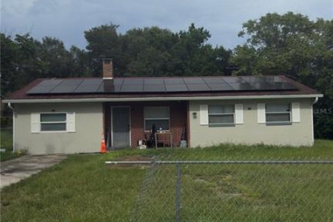 Villa ou maison à DeLand, Floride 5 chambres, 127.74 m2 № 2339522