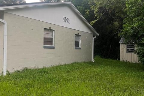 Villa ou maison à vendre à DeLand, Floride: 5 chambres, 127.74 m2 № 2339522 - photo 3